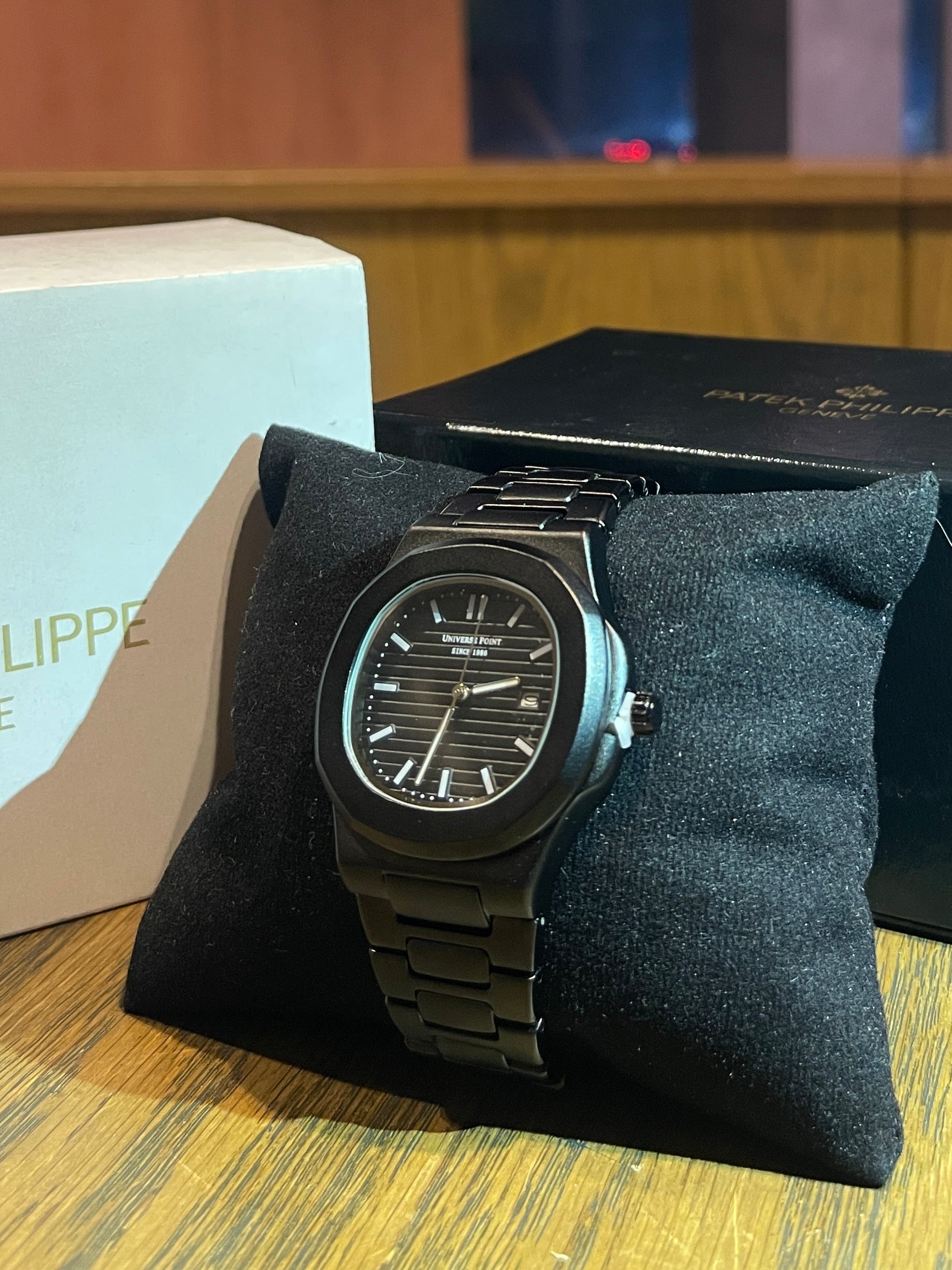 Universe Point Black edition ⌚️